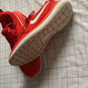 Nike Shoes - Nike Red Roshes Nike Shoes - Nike Red Roshes